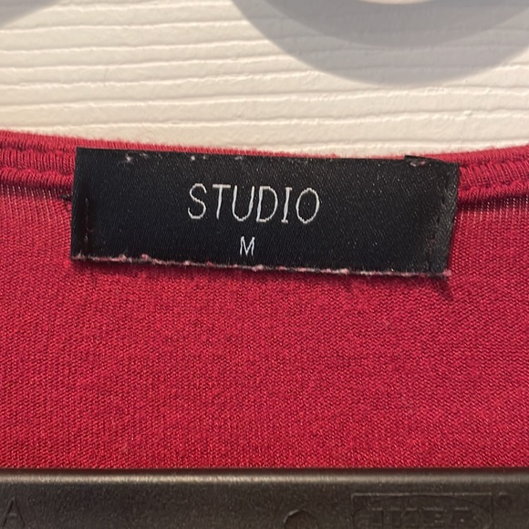 Sexy deep scoop neck long sleeve tee - Picture 2 of 2